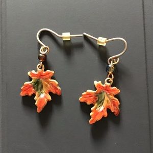 Leaf earrings